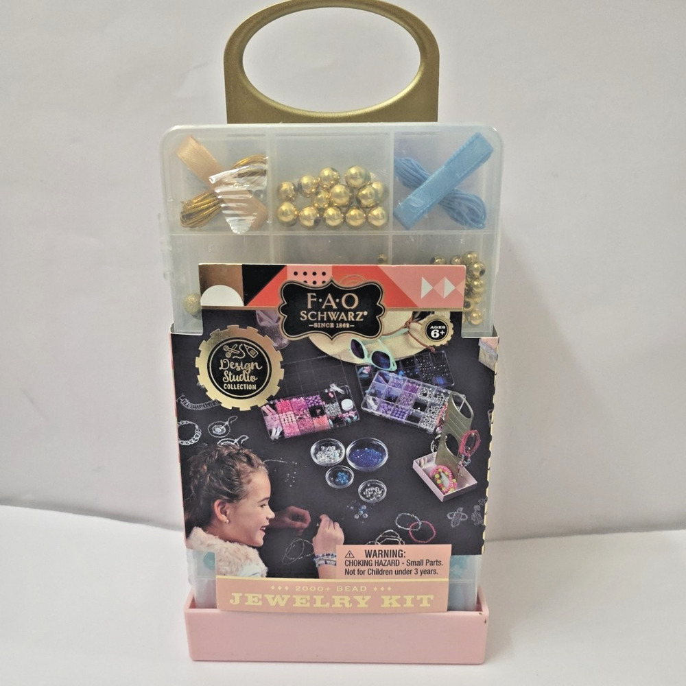 FAO Schwarz 2000 + Bead Jewelry Kit Bracelets Necklaces Earrings New